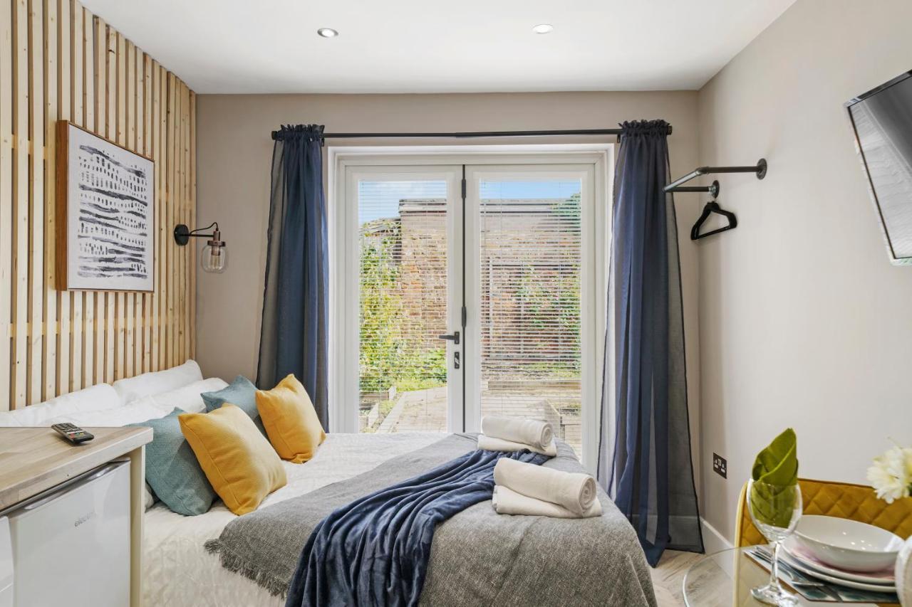 Appartement Boutique Heathrow Studio'S - Parking - Garden à Harmondsworth Extérieur photo